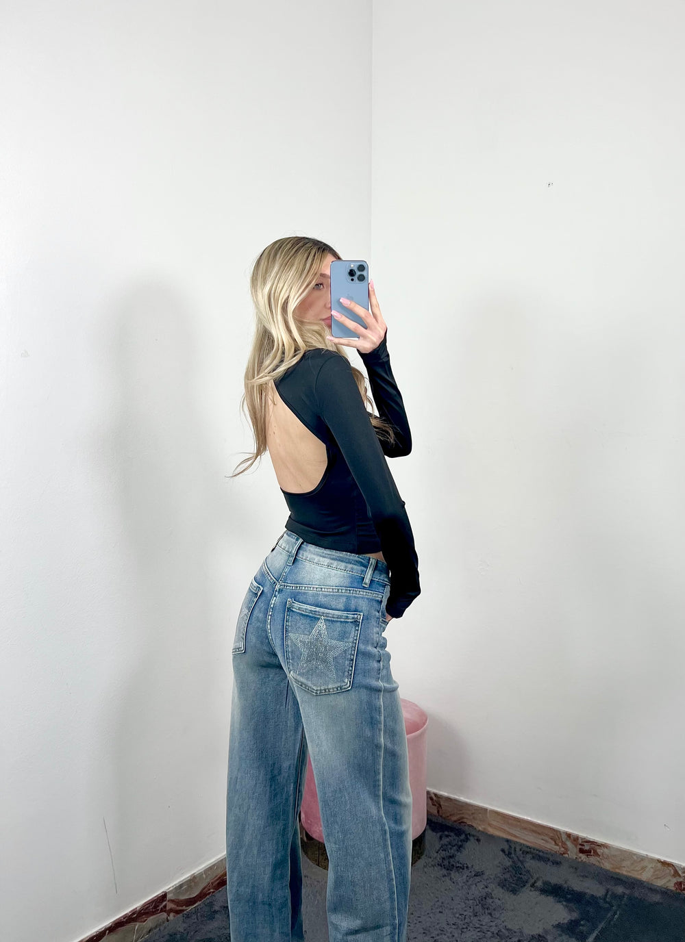 Top Corinne