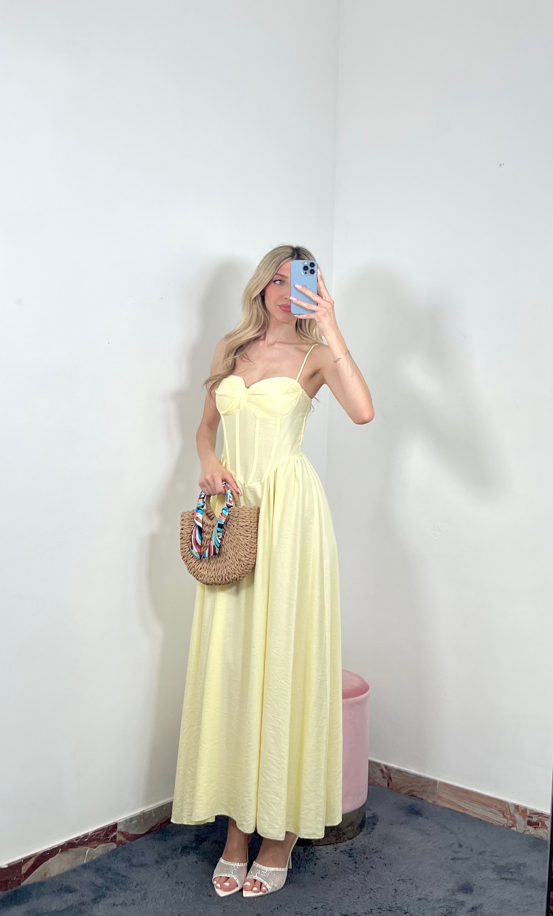Abito Leila