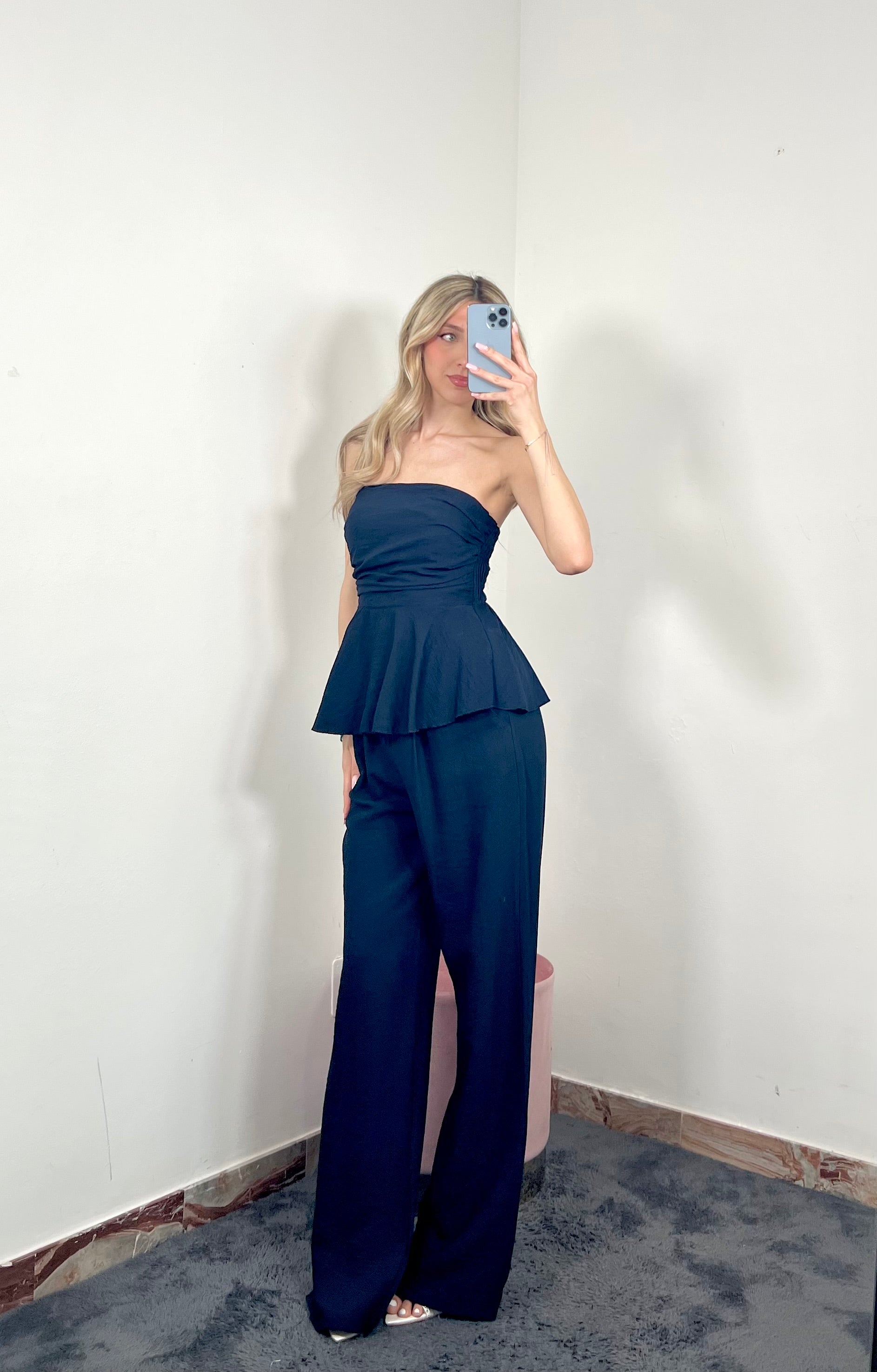 Set Monique