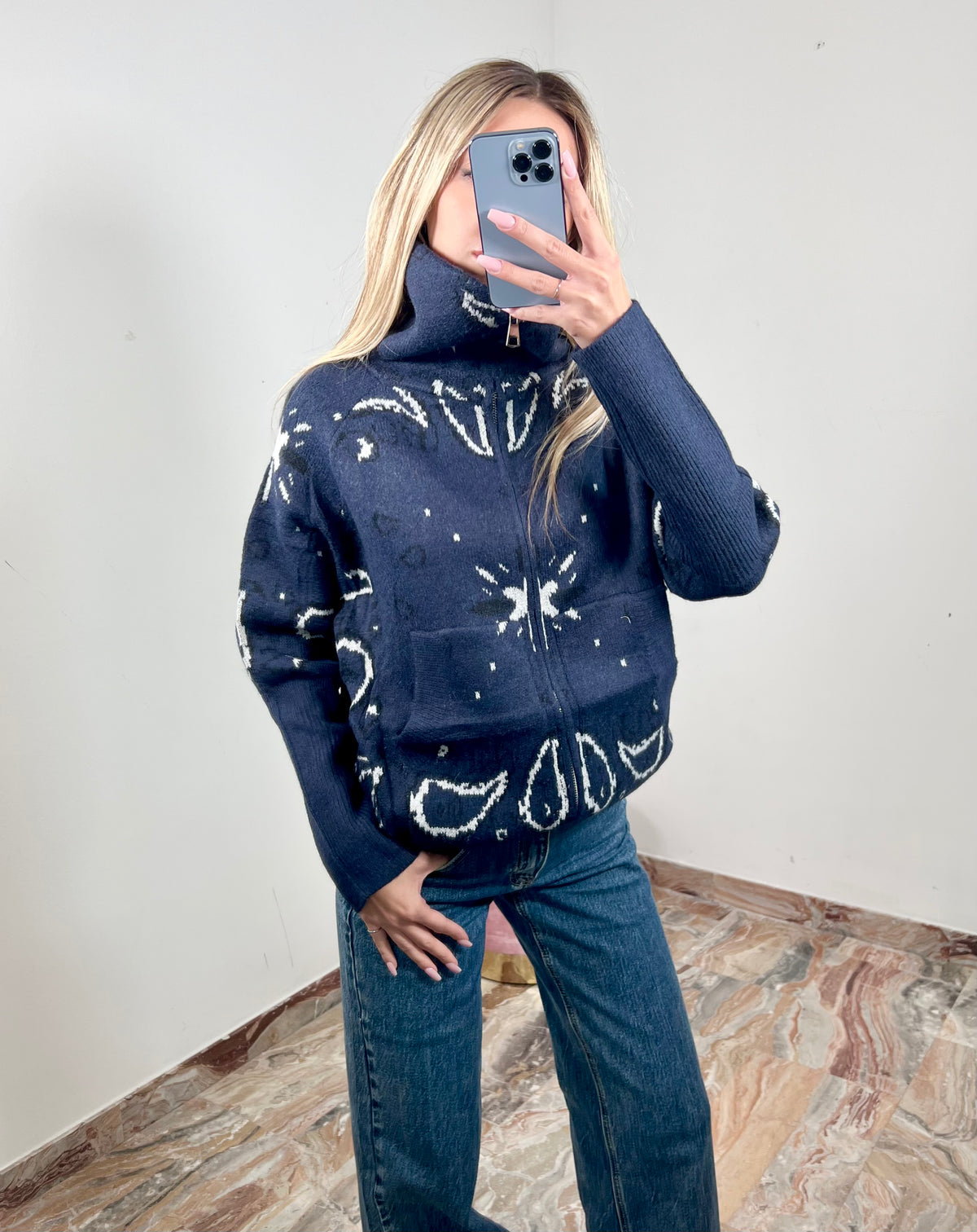 Cardigan Bandana