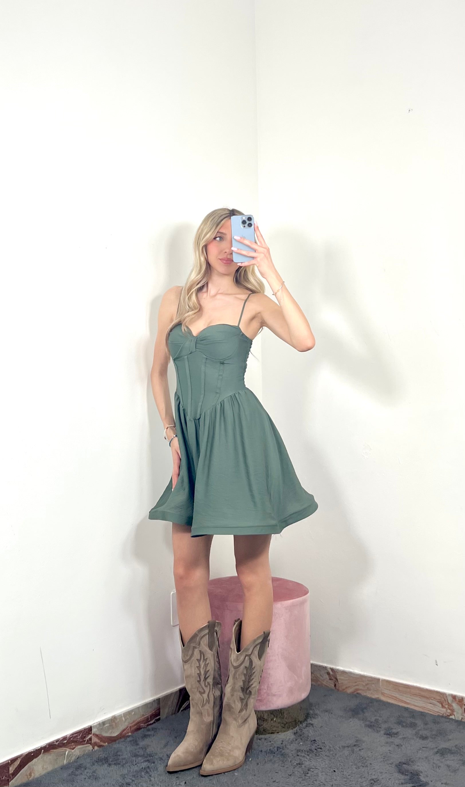 Abito Leila Corto